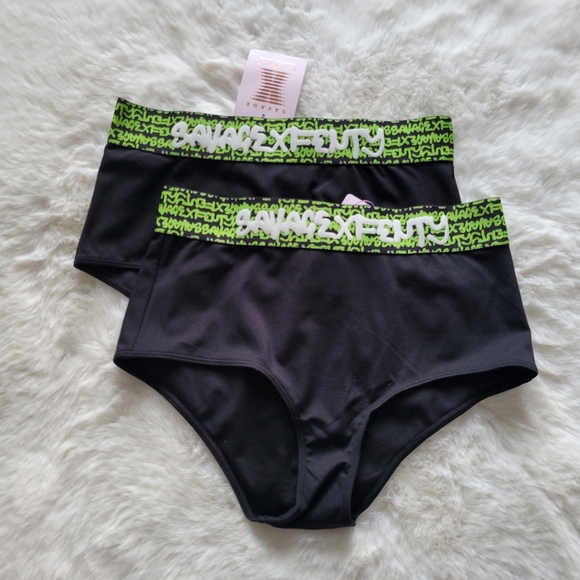 Savage X Fenty Other - 💚SAVAGE X FENTY BY RHIANNA 2-PACK BOOTY SHORT SIZE S